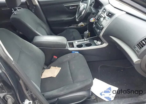 2015 Nissan Altima 2.5 z USA, uszkodzony, nr VIN 1N4AL3AP5FC244104